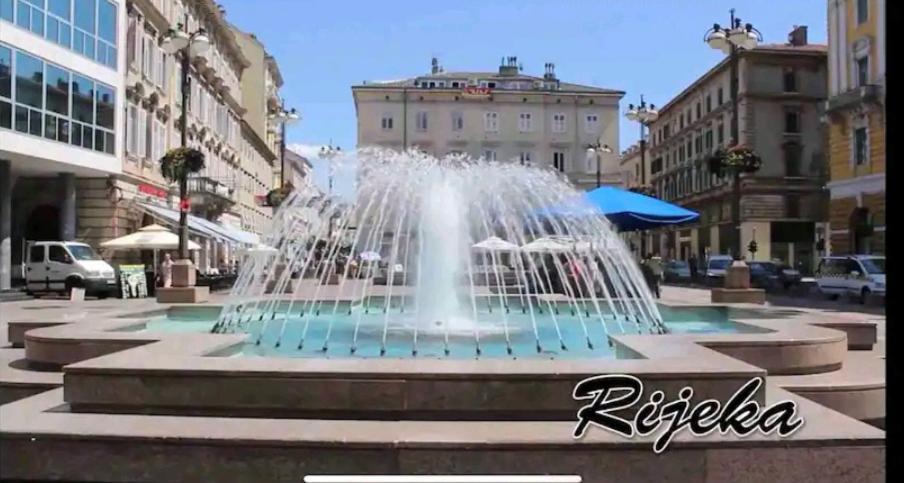 Rossy Apartment Rijeka Exterior foto