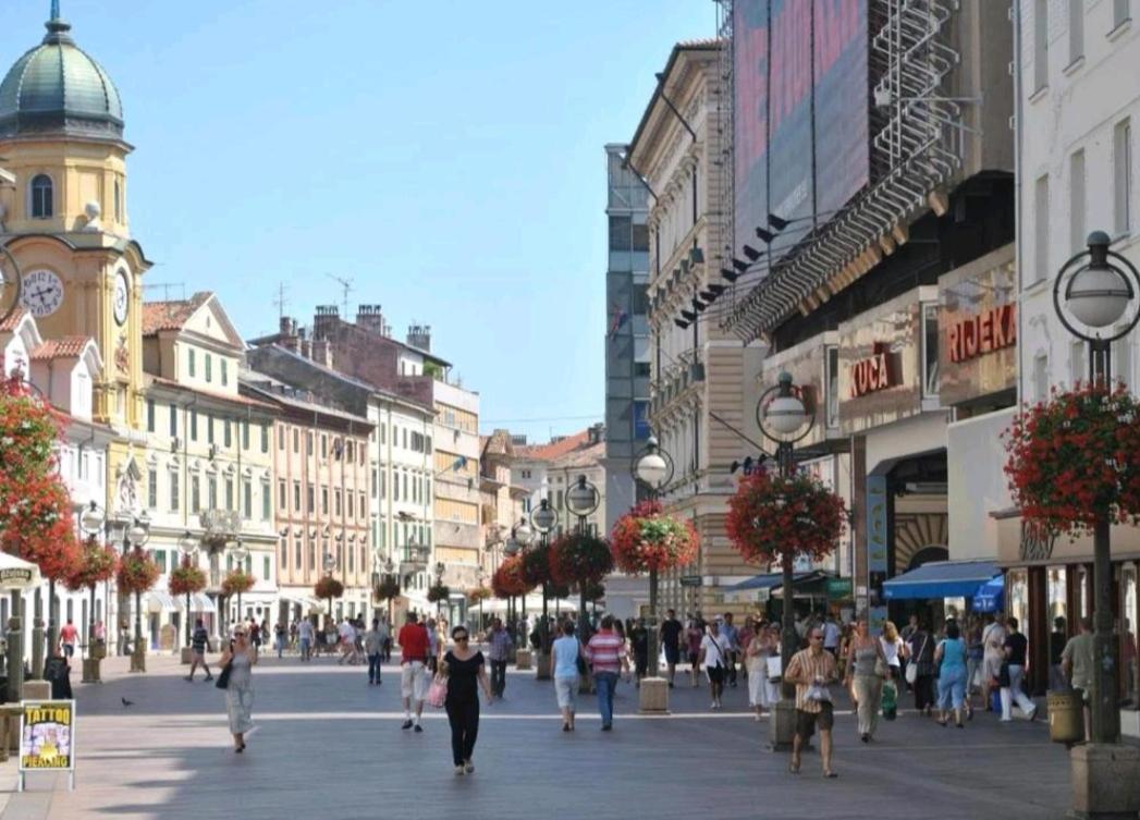 Rossy Apartment Rijeka Exterior foto